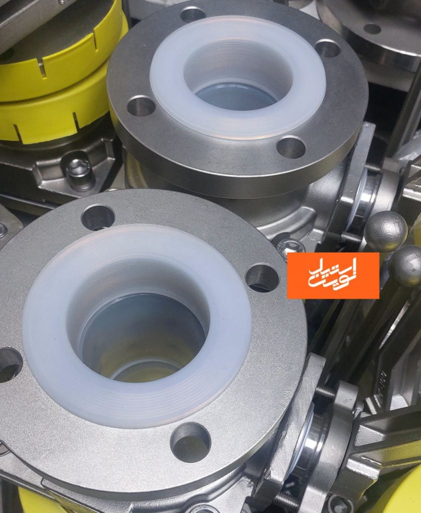 بال ولو داخل تفلن